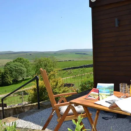The Warren At Ashes Farm, Horton In Ribblesdale, Settle