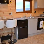 The Warren Lodge Cabin At Ashes Farm, Horton In Ribblesdale, Settle Lodge
